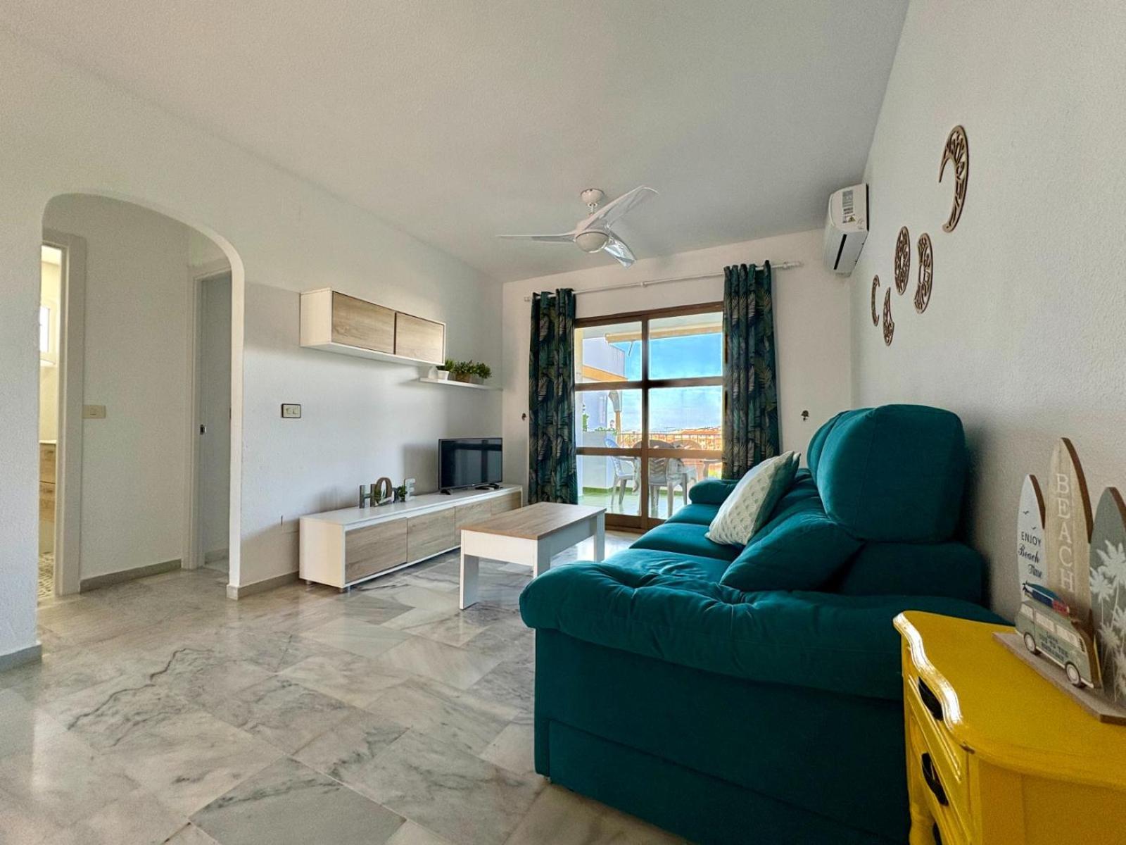 Kion Beach Appartment Mijas-Costa Малага Екстериор снимка